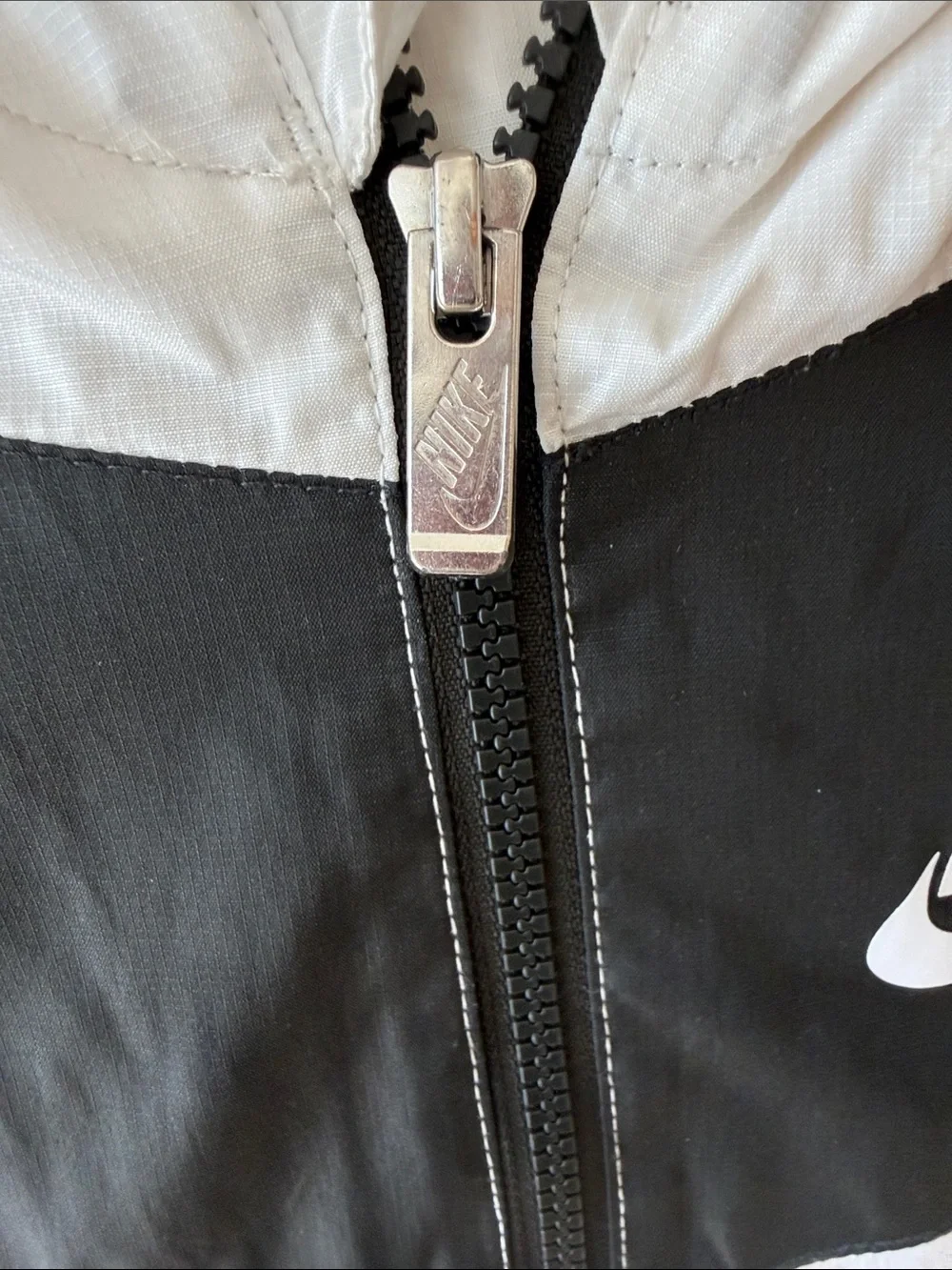 Nike Windbreaker Jacket